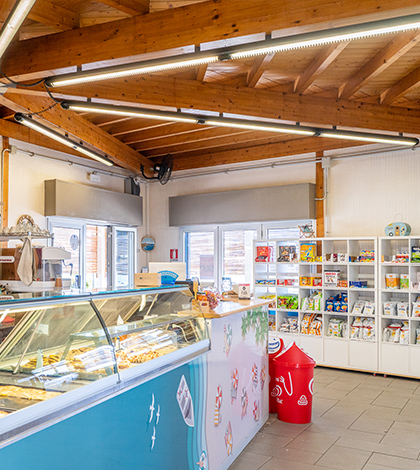 bar_porticciolo_tarquinia_TAVOLI