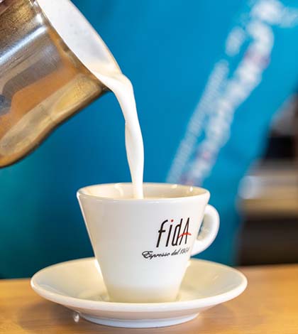 bar_porticciolo_tarquinia_cappuccino